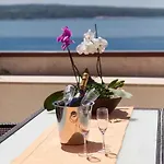 In 49872 Διαμέρισμα *